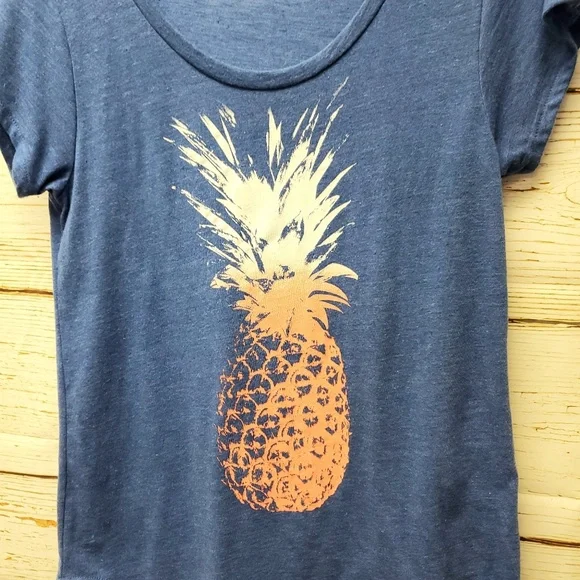 Lucky Brand Pineapple T Shirt - Picture 3 of 5